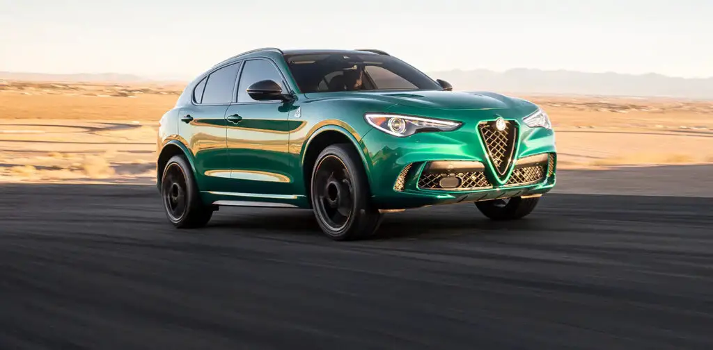 2023 Alfa Romeo Stelvio Quadrifoglio