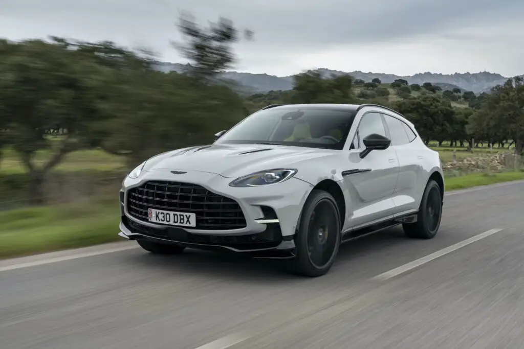 2023 Aston Martin DBX707