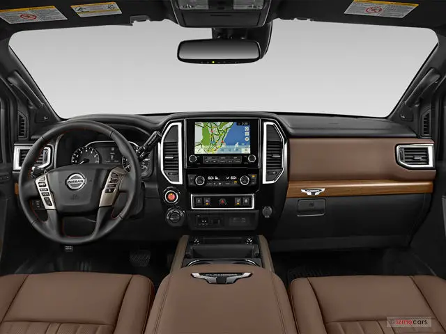 2023 nissan titan interior